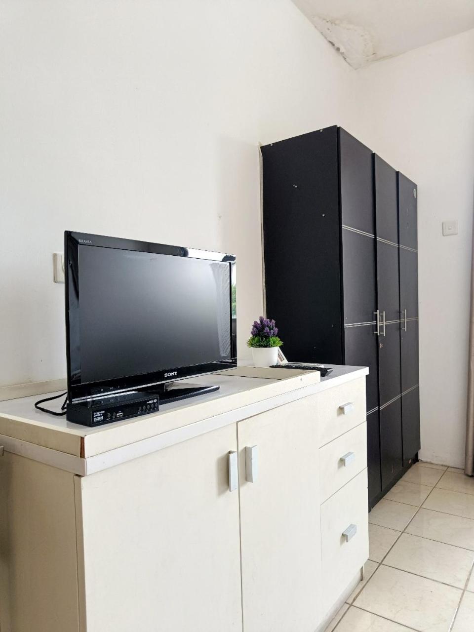 Cozy Studio Room Apartemen Centro City By Nusalink Jakarta Eksteriør bilde